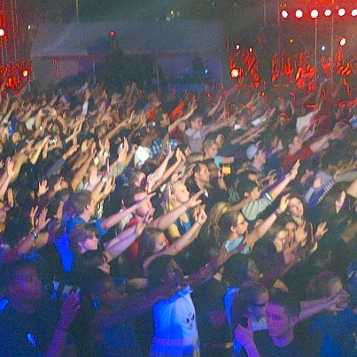 praising